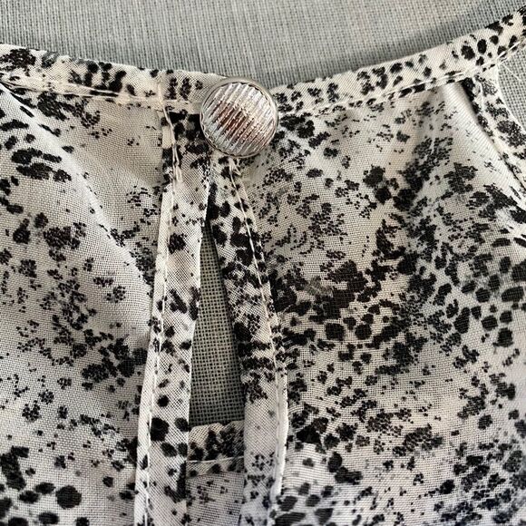 Snakeskin Print Tank - Picture 12 of 13